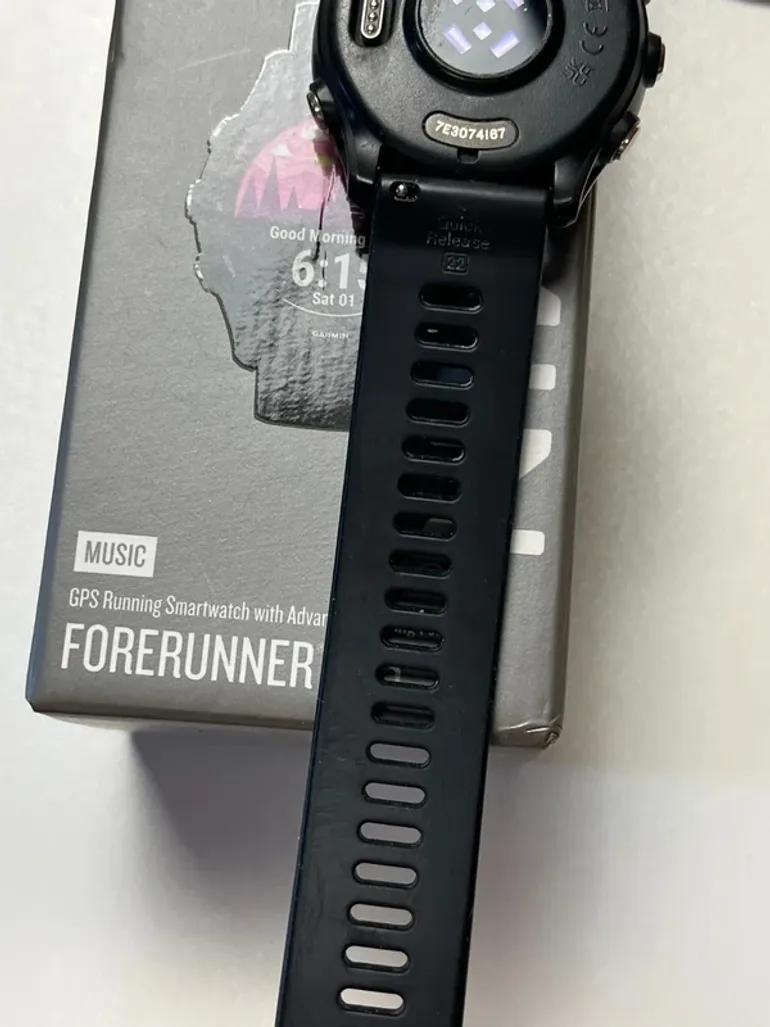 Used Garmin Forerunner 255 Music bike — image 9 of 11