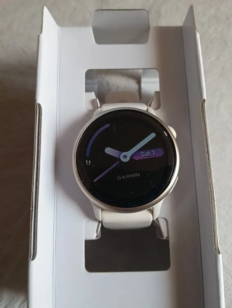 Used Garmin Vivoactive 6 bike — image 2 of 4