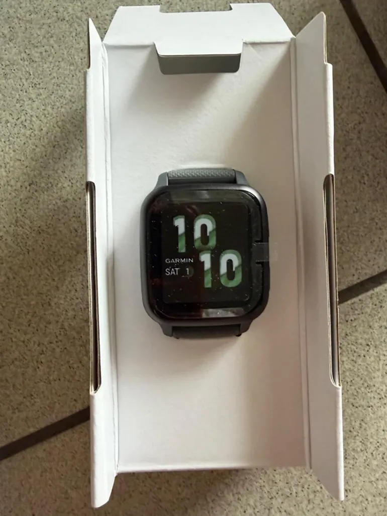 Used Garmin Venu SQ2 bike — image 3 of 4