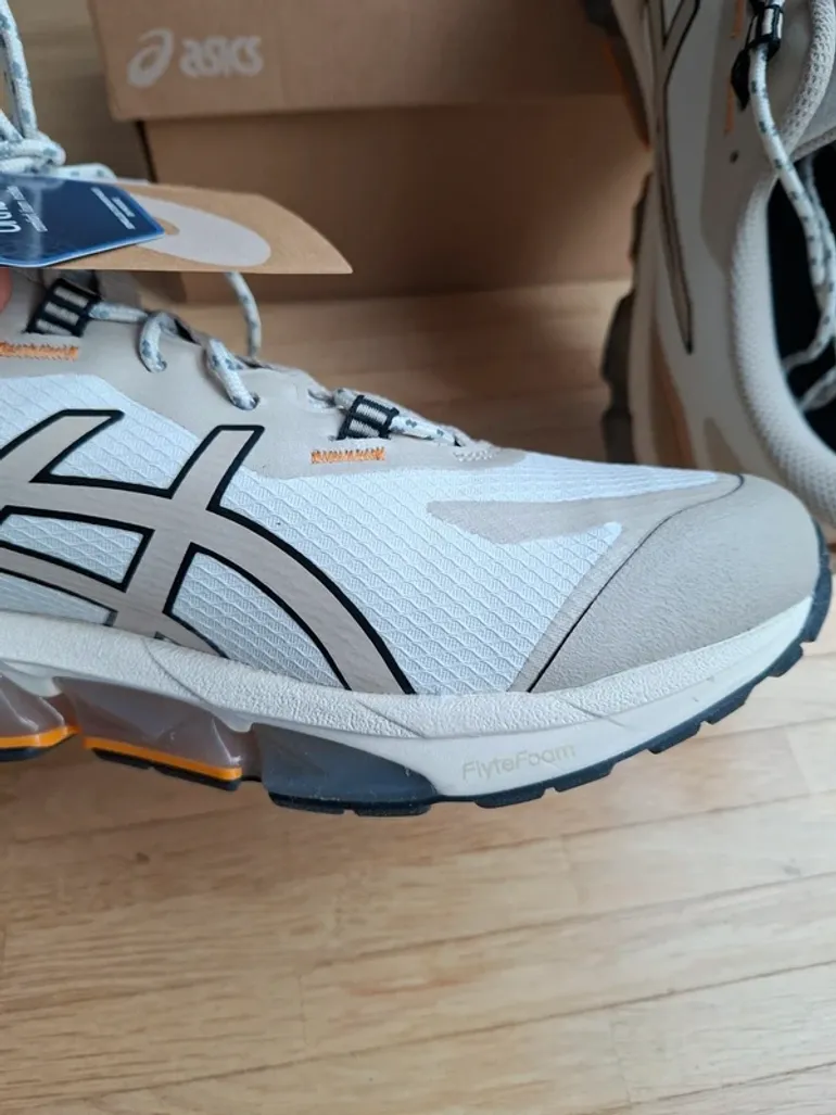 Used Asics Gel-Quantum 360 VII bike — image 3 of 10