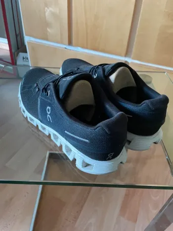Used On Running Cloud 6 bike — image 2 of 6