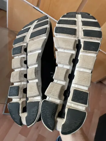 Used On Running Cloud 6 bike — image 4 of 6