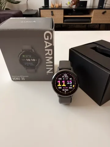 Garmin Venu 3S 2024 Electronics usato