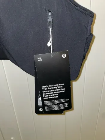 Used Lululemon Veste sans manches de course en sentier bike — image 2 of 3