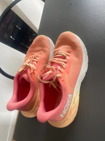 Brugt Hoka Arahi 7 Running Shoes