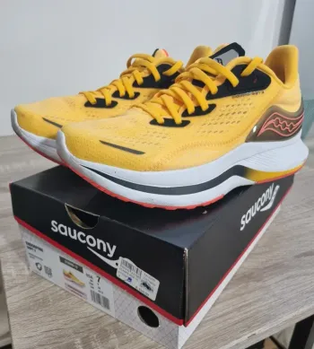 Used Saucony Endorphin Shift 2 Running Shoes