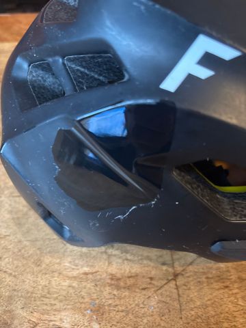 Used Fox Speedframe Helmet 2024 bike — image 5 of 7