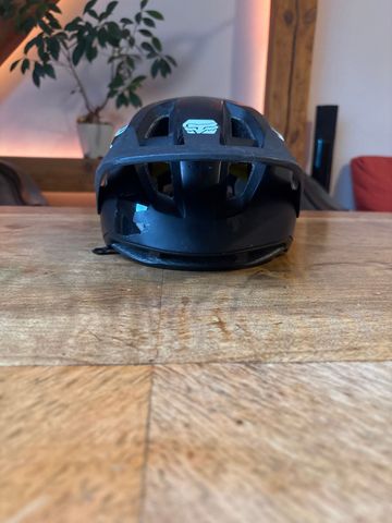 Used Fox Speedframe Helmet 2024 bike — image 7 of 7