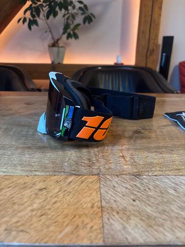 Used 100% Strata 2 Goggle 2025 bike — image 4 of 4
