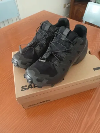 Used Salomon Speed Cross 6 Running Shoes