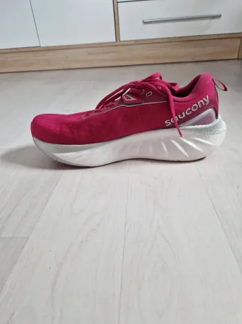 Brugt Saucony Triumph 22 bike — billede 6 af 11