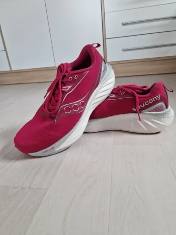 Brugt Saucony Triumph 22 bike — billede 2 af 11