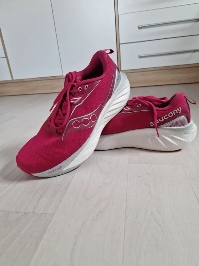 Brugt Saucony Triumph 22 bike — billede 2 af 11