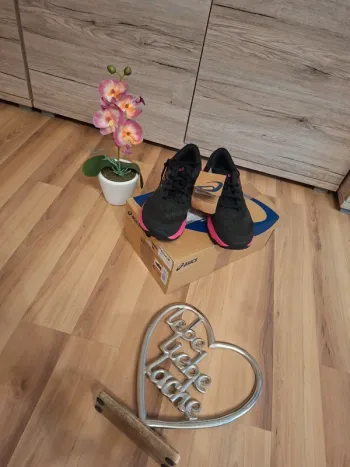 Used Asics Laufschuhe Running Shoes