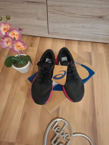 Used Asics Laufschuhe bike — image 2 of 4