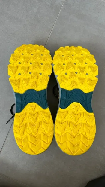 Used Asics Gel-venture 9 bike — image 4 of 5