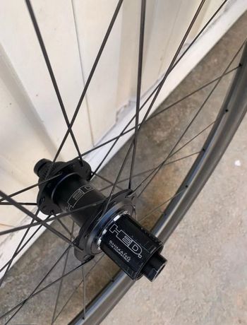 HED. Jet 6 Plus Disc 2024 bike usato — immagine 5 di 10