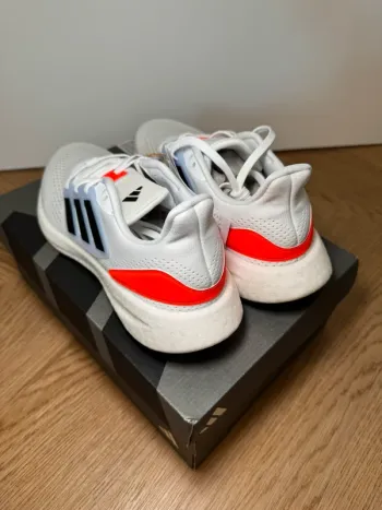 Used Adidas Pureboost 22 W bike — image 4 of 5