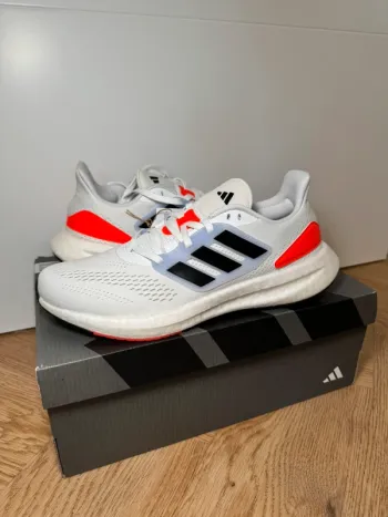 Used Adidas Pureboost 22 W bike — image 2 of 5