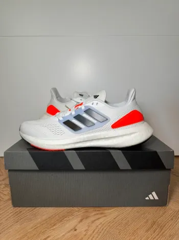 Used Adidas Pureboost 22 W Running Shoes
