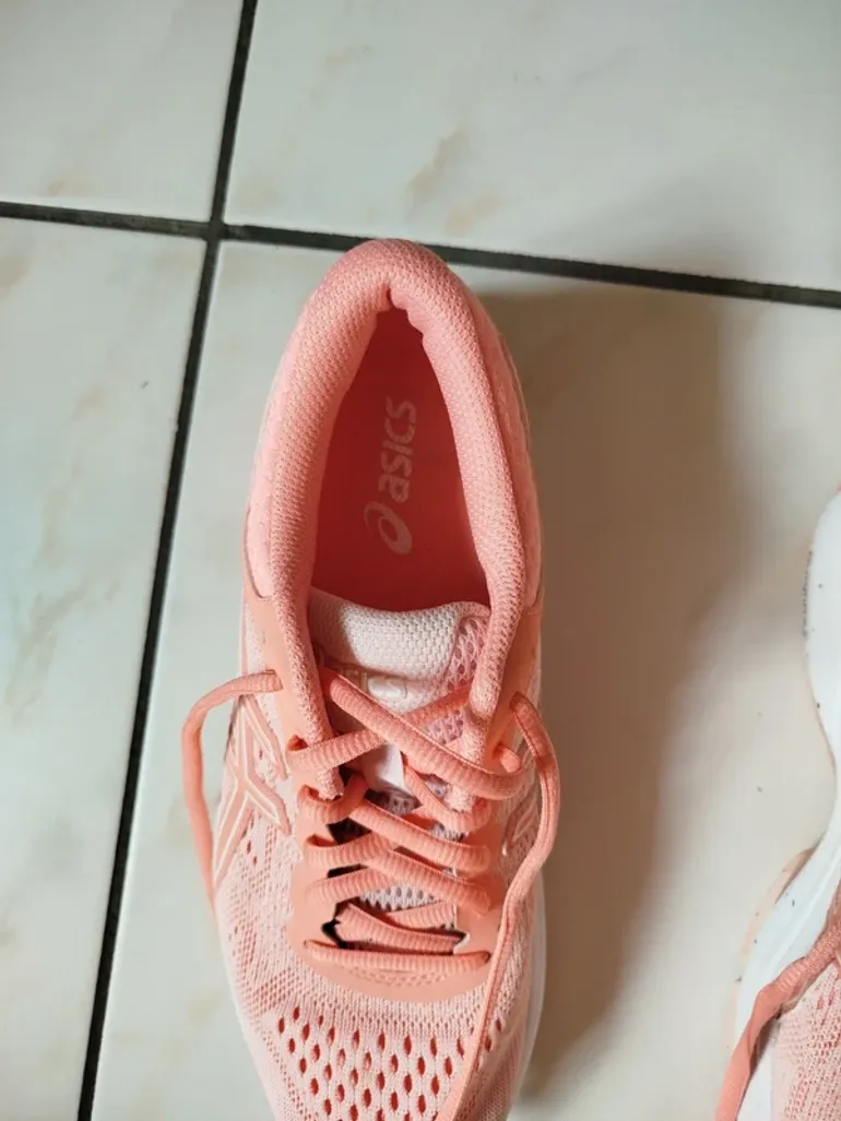 Tweedehands Asics Baskets femme pointure 39, 5 bike — afbeelding 2 van 7