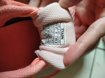 Tweedehands Asics Baskets femme pointure 39, 5 bike — afbeelding 5 van 7