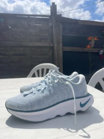 Used Nike Motiva Running Shoes