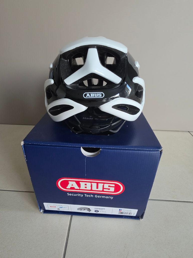 Brugt ABUS AirBreaker Helmet 2024 bike — billede 4 af 6