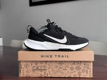 Used White Nike Juniper Trail 2 NN Running Shoes