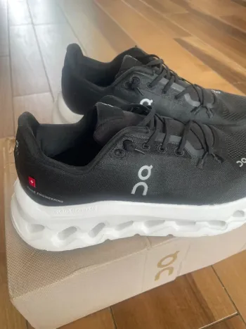 Used On Running Cloud bike — image 2 of 14