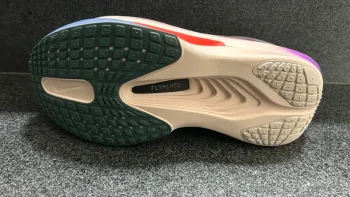Used Nike Zoom Fly 6 bike — image 7 of 8
