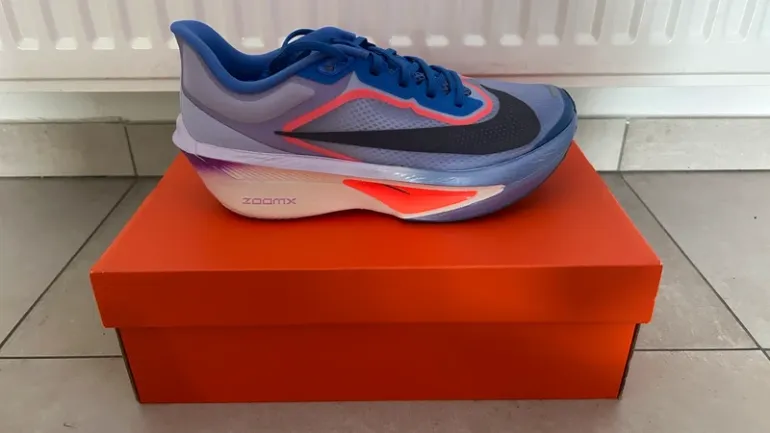 Used Nike Zoom Fly 6 bike — image 2 of 8