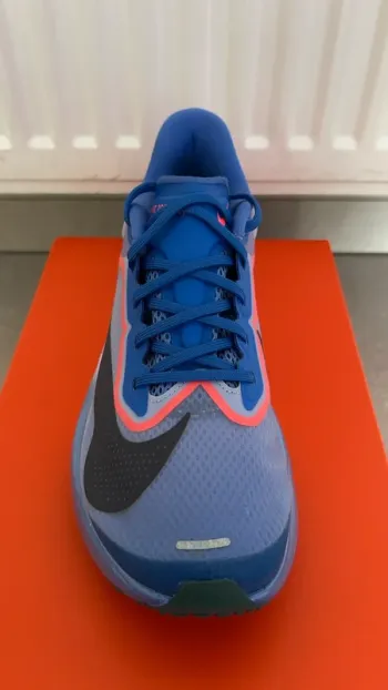 Used Nike Zoom Fly 6 bike — image 4 of 8