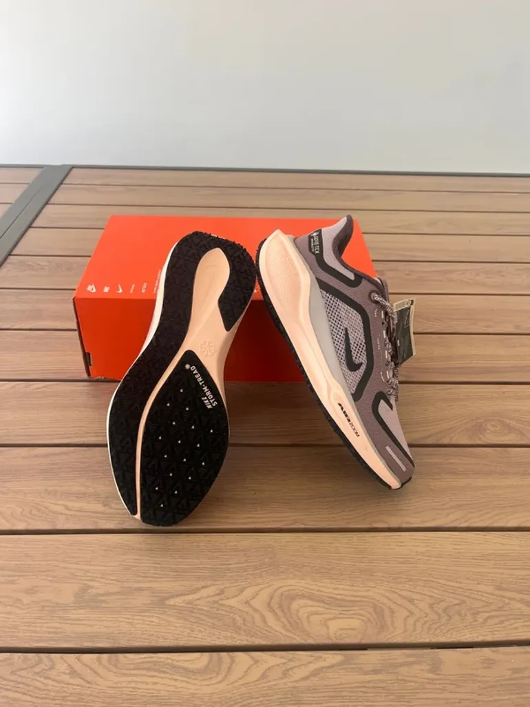 Pegasus Nike Air Zoom 41 GORE-TEX bike usato — immagine 3 di 6