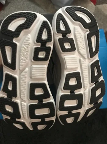 Used Hoka Scarpe bike — image 7 of 8