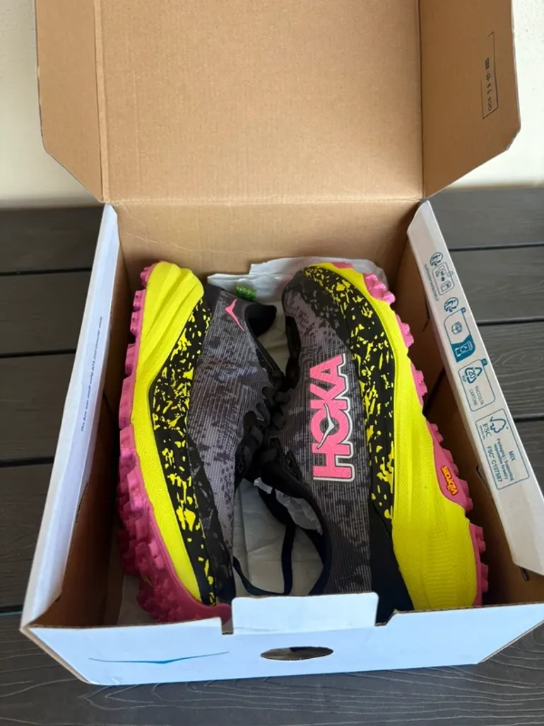 Used Hoka Speedgoat 6 bike — image 5 of 8