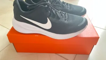 Brugt Nike Revolution 7 Running Shoes