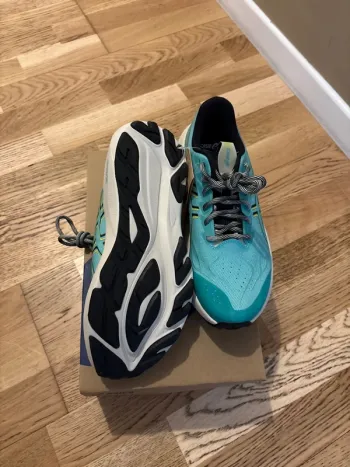 Used Asics GT-2000 14 TR bike — image 6 of 6