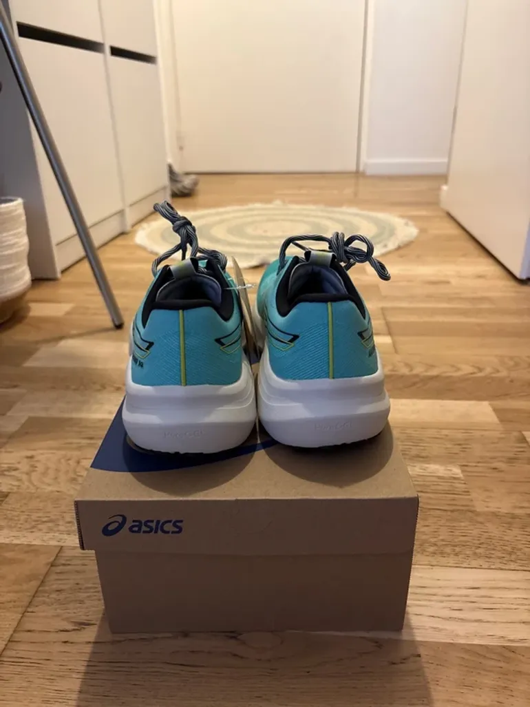 Used Asics GT-2000 14 TR bike — image 5 of 6