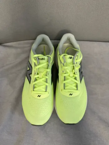 Używany New Balance Fresh Foam 680 bike — zdjęcie 2 z 5