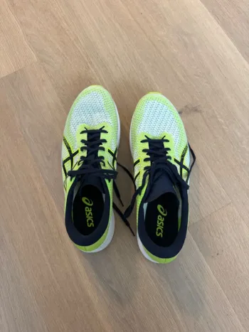 Used Vortrieb Magic Speed FF Running Shoes