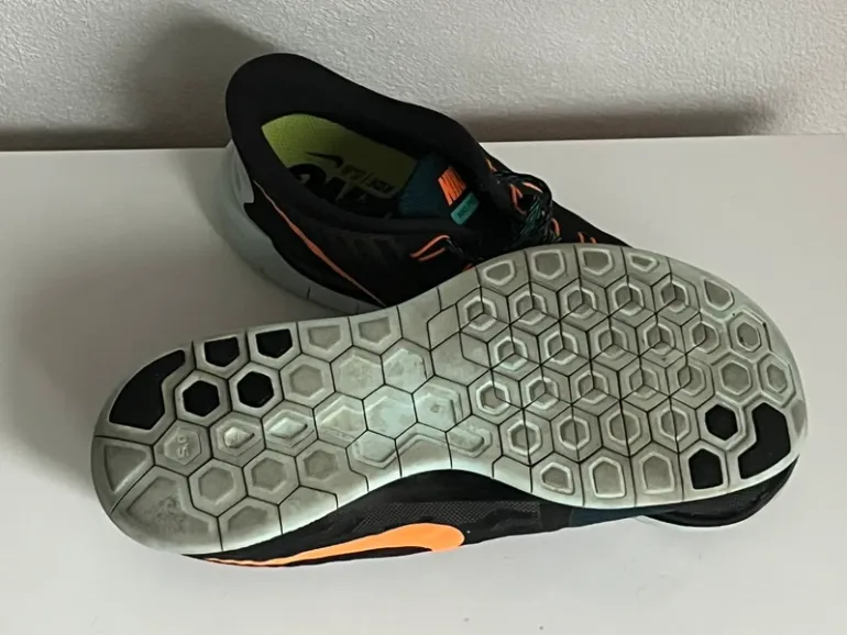 Used Orange Nike Free RN 5.0 bike — image 5 of 6