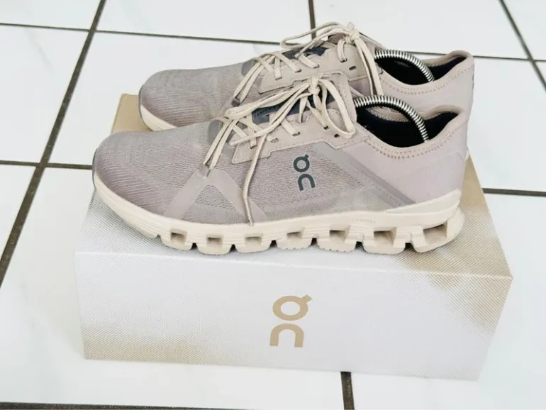 Used On Running Cloud X bike — image 2 of 13