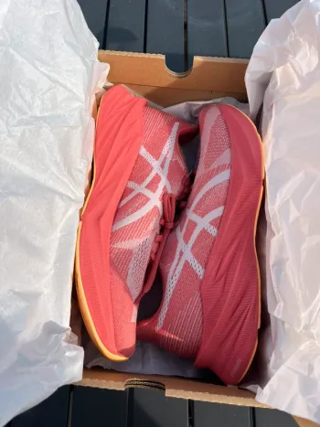 Used Orange Novablast 5 Running Shoes