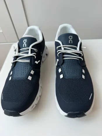 Used On Running Cloud 5 bike — image 2 of 5
