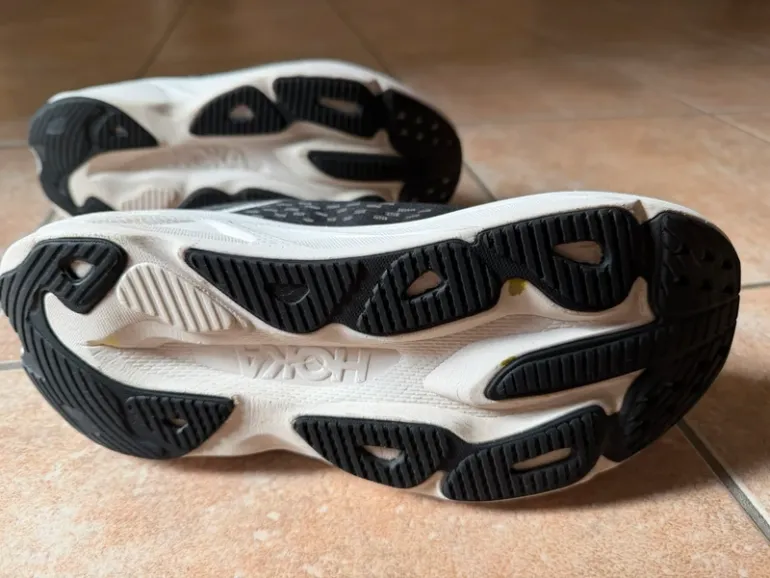 Używany Hoka Skyflow bike — zdjęcie 6 z 10