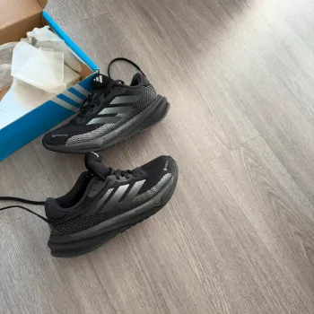 Used Supernova Gore Tex 2025 Running Shoes