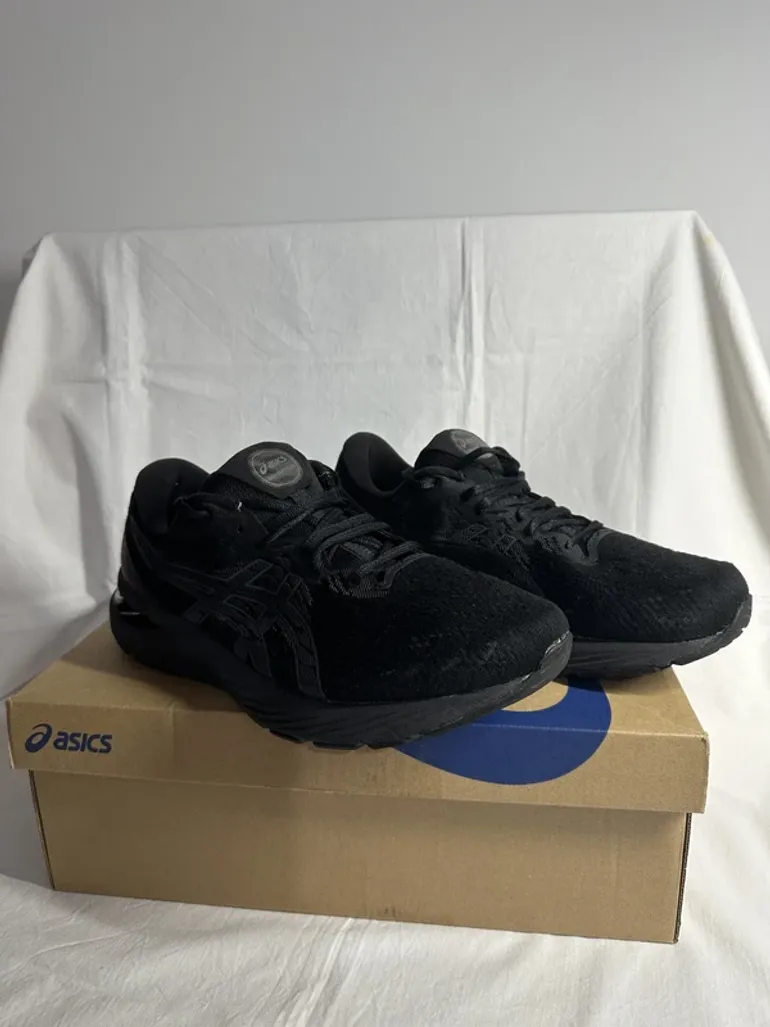 Używany Scarpa Asics Gel Cumulus 23 bike — zdjęcie 3 z 13