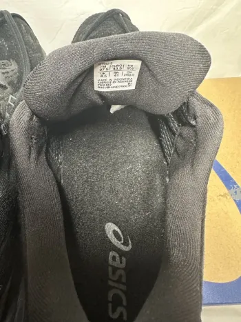 Używany Scarpa Asics Gel Cumulus 23 bike — zdjęcie 13 z 13