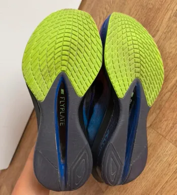 New Balance Vaporfly 4 bike usato — immagine 8 di 8
